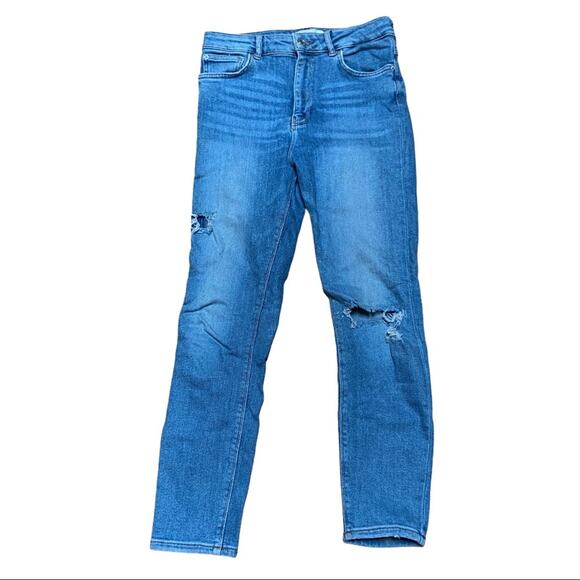 Zara Woman High Rise Distressed Light Wash Jeans 6 - Picture 1 of 6